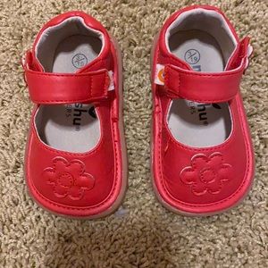 Mooshu red sqeaky shoes